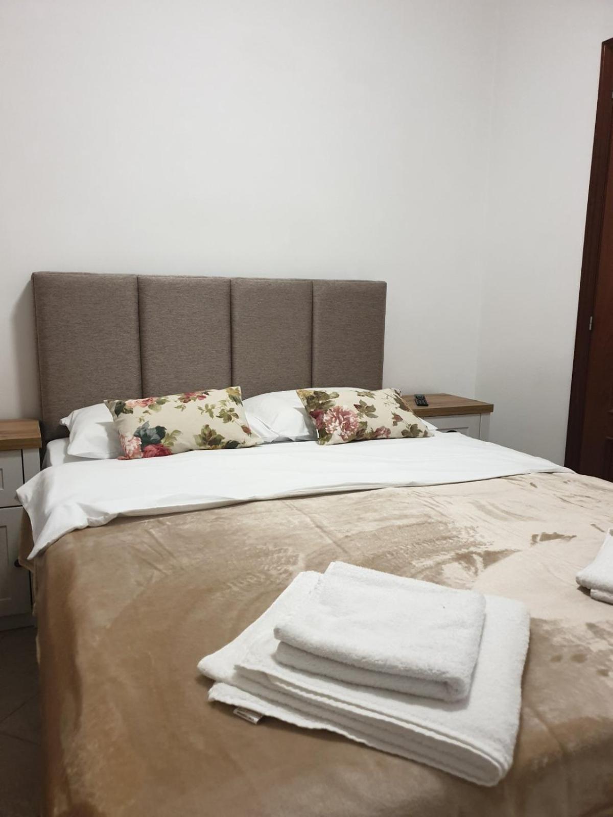 Ana'S Place Near The Sea Котор Екстериор снимка